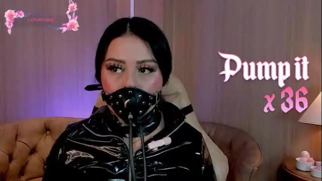 Image 8 of soffiqueen Stream on Chaturbate on 1 month ago
