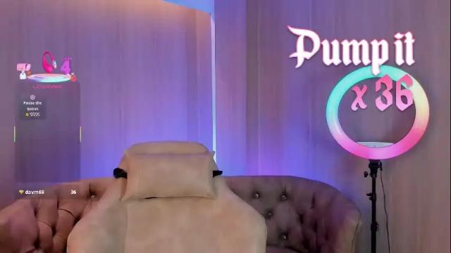 Image 11 of soffiqueen Stream on Chaturbate on 14 days ago