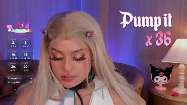 Image 7 of soffiqueen Stream on Chaturbate on 7 days ago