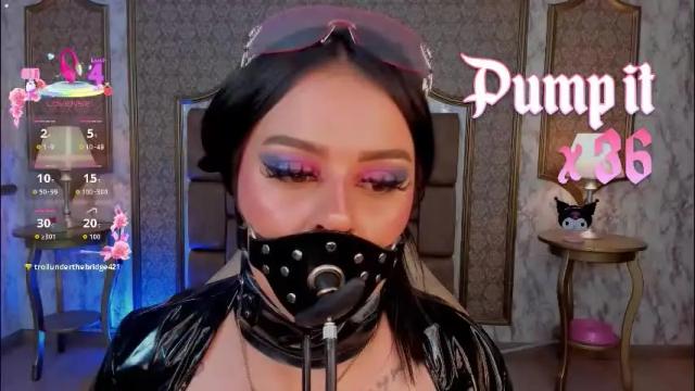 Image 8 of soffiqueen Stream on Chaturbate on 2 months ago