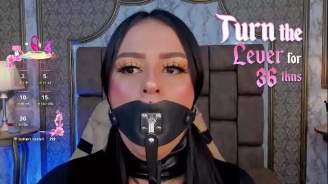 Image 10 of soffiqueen Stream on Chaturbate on 1 month ago