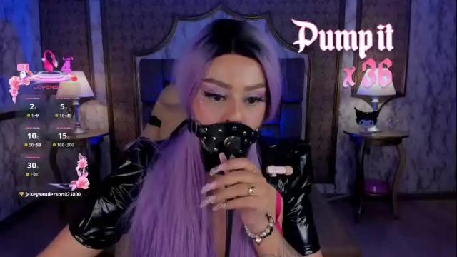 Image 11 of soffiqueen Stream on Chaturbate on 1 month ago