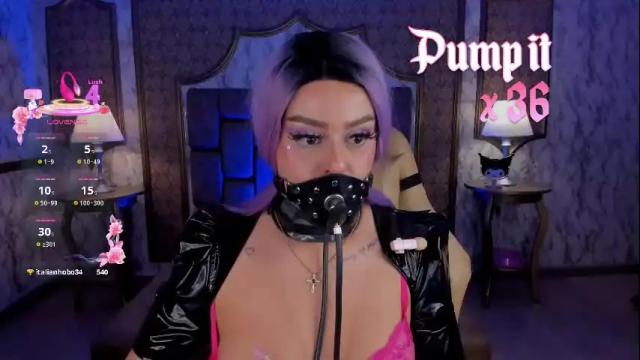 Image 8 of soffiqueen Stream on Chaturbate on 1 month ago