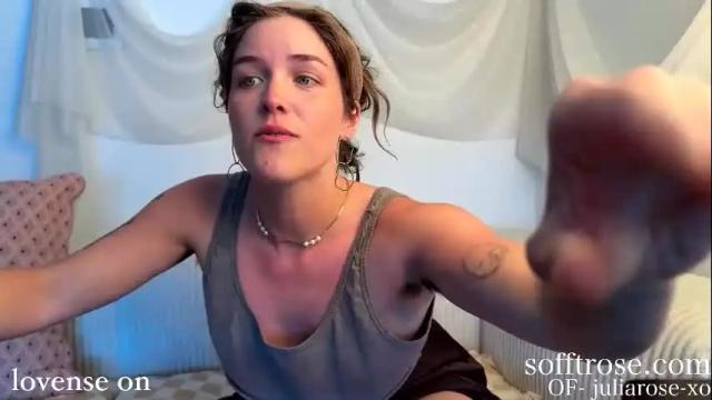 Image 4 of sofftrose Stream on Chaturbate on 19 days ago