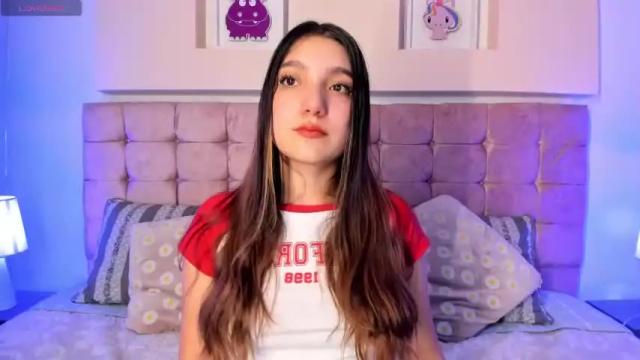 Image 4 of soffy__18 Stream on Chaturbate on 15 months ago