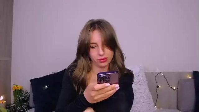 Image 2 of soffyasi Stream on Chaturbate on 14 months ago