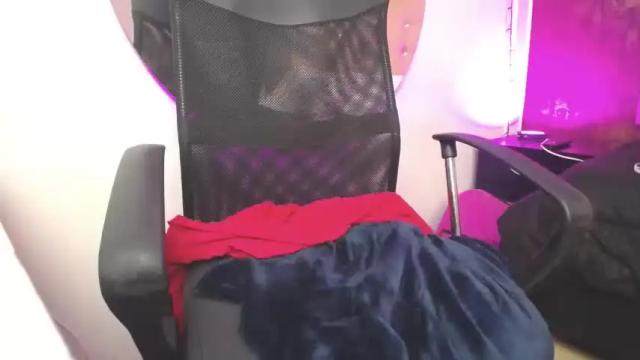Image 12 of sofi__hills Stream on Chaturbate on 13 months ago