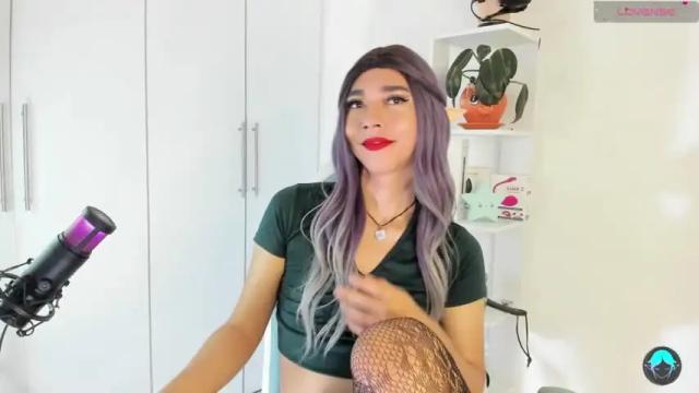 Image 11 of sofi_elfqueen Stream on Chaturbate on 15 months ago