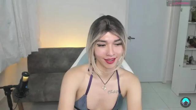 Image 7 of sofi_elfqueen Stream on Chaturbate on 14 months ago