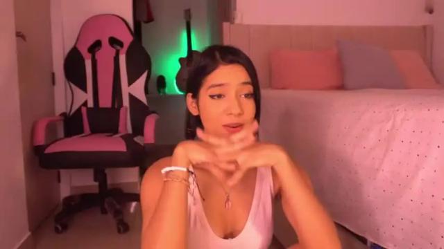 Image 3 of sofi_gomezz_ Stream on Chaturbate on 14 months ago