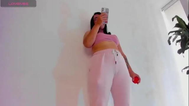 Image 12 of sofi_martinezz Stream on Chaturbate on 2 months ago