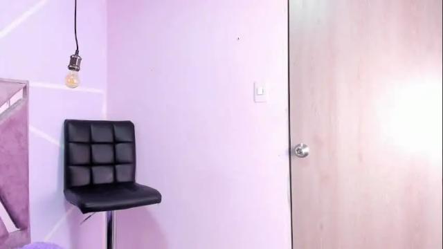 Image 4 of sofi_noa Stream on Chaturbate on 1 month ago