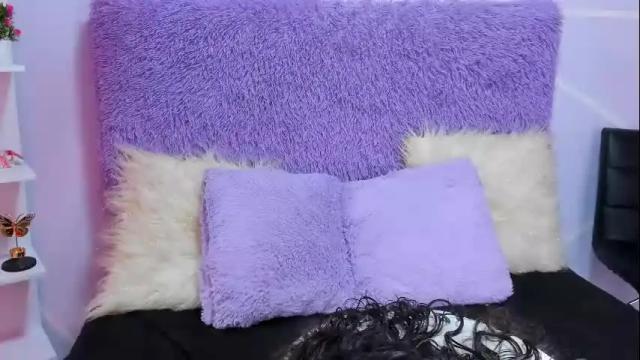 Image 7 of sofi_noa Stream on Chaturbate on 17 days ago