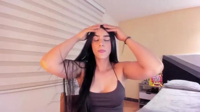 Image 12 of sofi_saenzz Stream on Chaturbate on 17 months ago