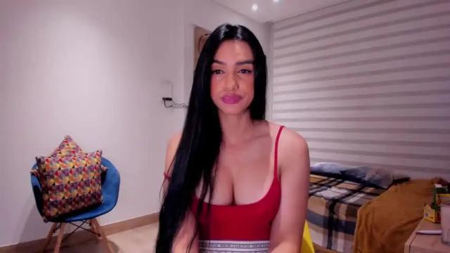 Image 12 of sofi_saenzz Stream on Chaturbate on 14 months ago