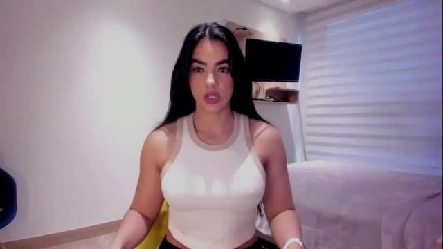 Thumbnail 1, sofi_saenzz's Stream at Chaturbate, 1 month ago