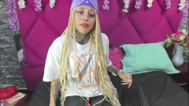 Image 10 of sofi_squirt_ Stream on Chaturbate on 1 month ago