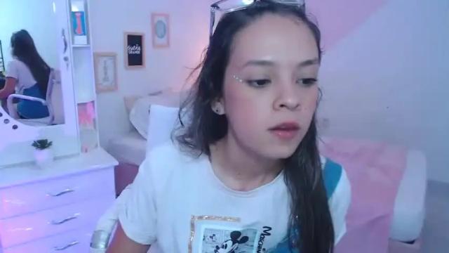 Image 7 of sofi_thelucky Stream on Chaturbate on 18 months ago