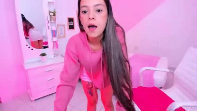 Image 4 of sofi_thelucky Stream on Chaturbate on 17 months ago