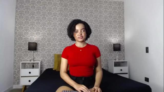 Image 4 of sofi_z Stream on Chaturbate on 2 months ago