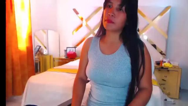 Image 10 of sofia13vene Stream on Chaturbate on 23 months ago