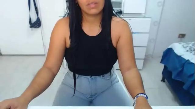 Image 11 of sofia13vene Stream on Chaturbate on 3 months ago