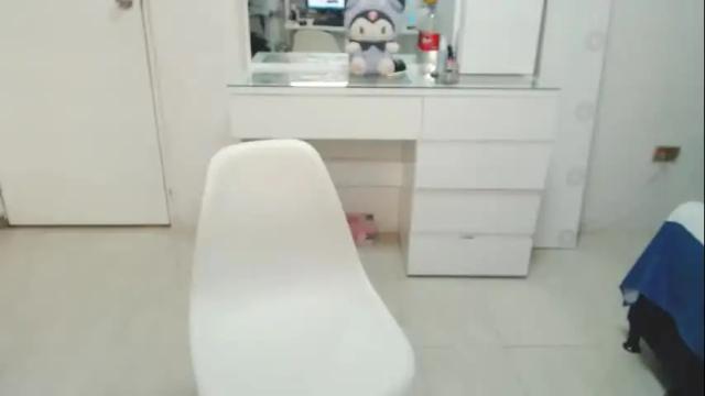 Image 4 of sofia13vene Stream on Chaturbate on 2 months ago