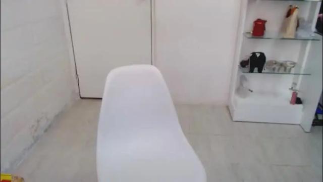 Image 4 of sofia13vene Stream on Chaturbate on 29 days ago