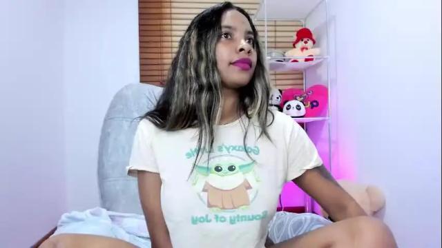 Image 8 of sofia86379 Stream on Chaturbate on 1 day ago