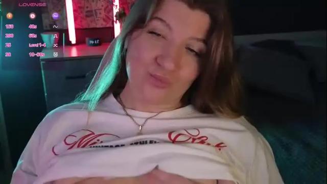 Image 3 of sofia__fairy Stream on Chaturbate on 5 months ago