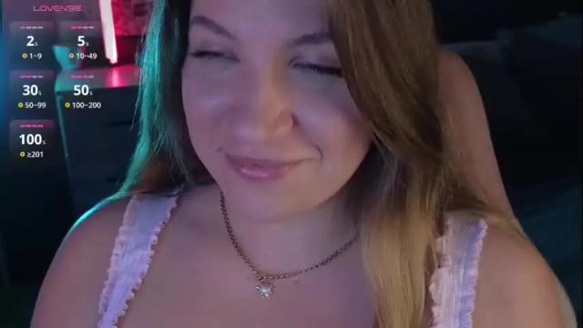 Image 2 of sofia__fairy Stream on Chaturbate on 5 months ago