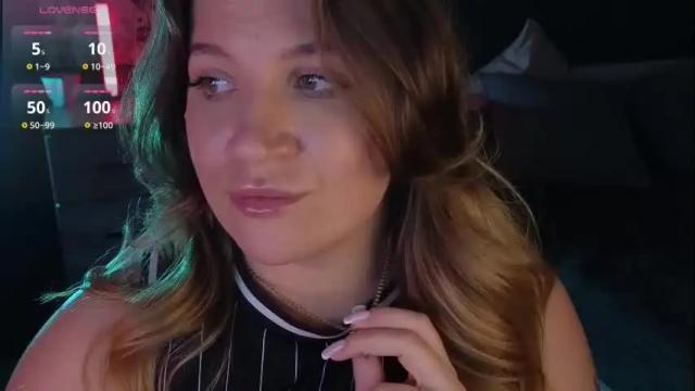 Image 2 of sofia__fairy Stream on Chaturbate on 5 months ago