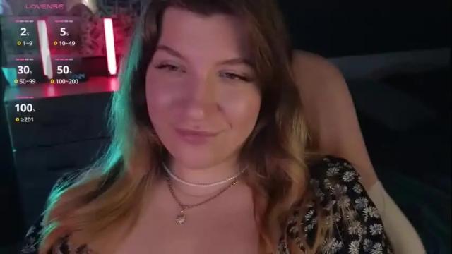Image 3 of sofia__fairy Stream on Chaturbate on 5 months ago