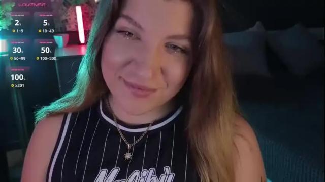 Image 6 of sofia__fairy Stream on Chaturbate on 5 months ago
