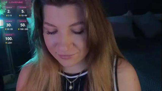 Image 7 of sofia__fairy Stream on Chaturbate on 5 months ago
