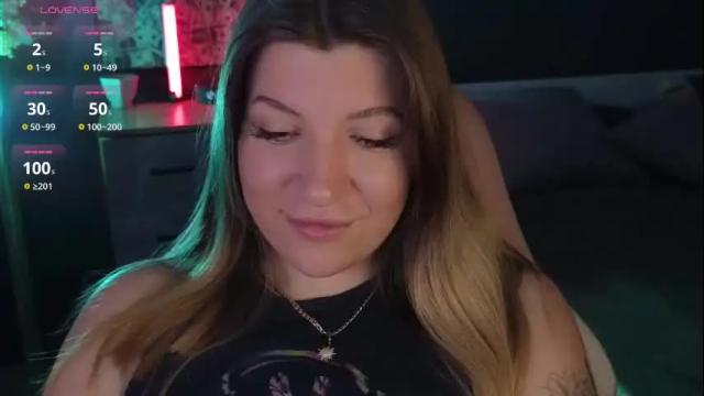 Image 2 of sofia__fairy Stream on Chaturbate on 4 months ago