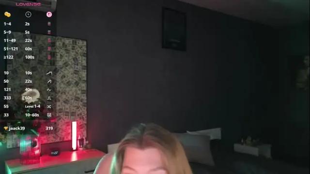 Image 10 of sofia__fairy Stream on Chaturbate on 4 months ago