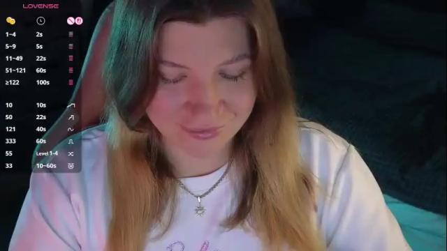 Image 2 of sofia__fairy Stream on Chaturbate on 3 months ago