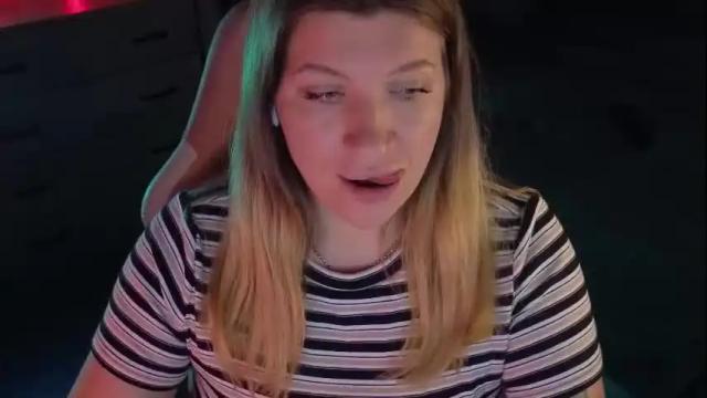 Image 7 of sofia__fairy Stream on Chaturbate on 3 months ago