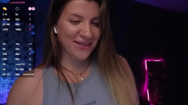 Image 11 of sofia__fairy Stream on Chaturbate on 1 month ago