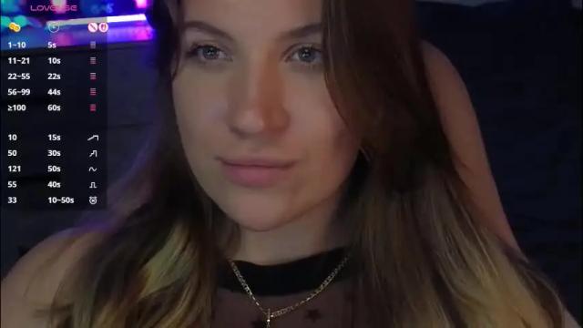 Image 3 of sofia__fairy Stream on Chaturbate on 1 month ago