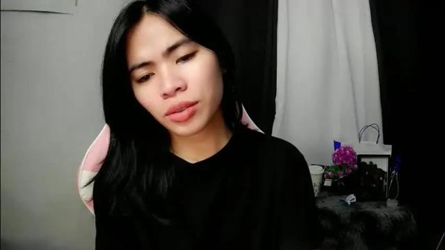 Image 3 of sofia_ava24 Stream on Chaturbate on 19 hours ago