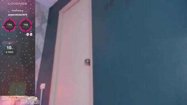 Image 2 of sofia_cleyton1 Stream on Chaturbate on 12 months ago