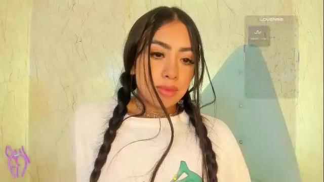 Image 7 of sofia_fantasyy Stream on Chaturbate on 1 month ago