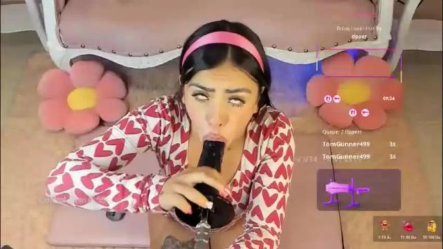Image 2 of sofia_fantasyy Stream on Chaturbate on 26 days ago