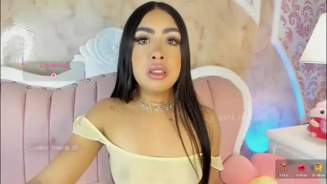 Image 3 of sofia_fantasyy Stream on Chaturbate on 22 days ago