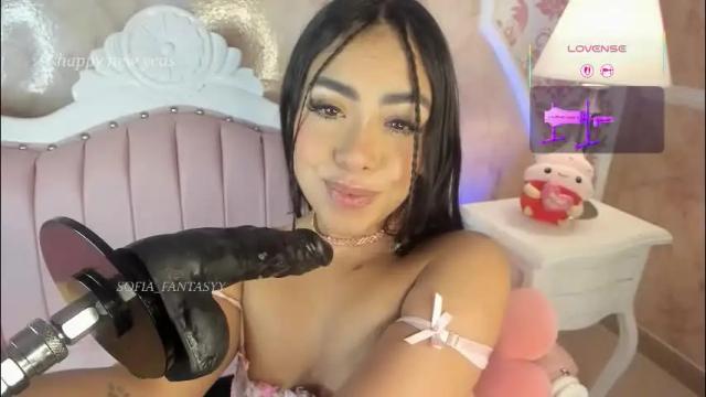 Image 12 of sofia_fantasyy Stream on Chaturbate on 19 days ago