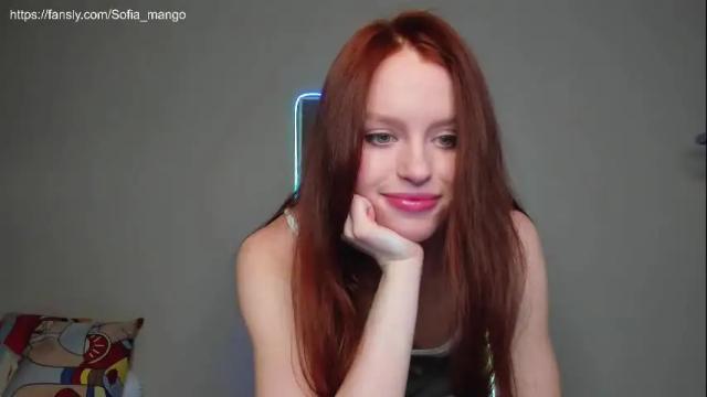 Image 2 of sofia_flowers Stream on Chaturbate on 1 month ago
