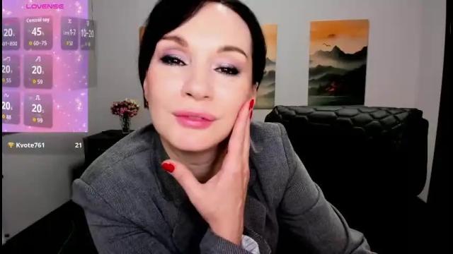 Image 7 of sofia_ford Stream on Chaturbate on 1 month ago