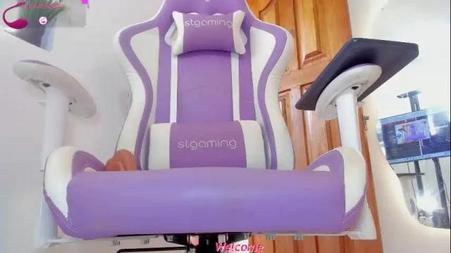 Image 10 of sofia_gold_ Stream on Chaturbate on 2 months ago